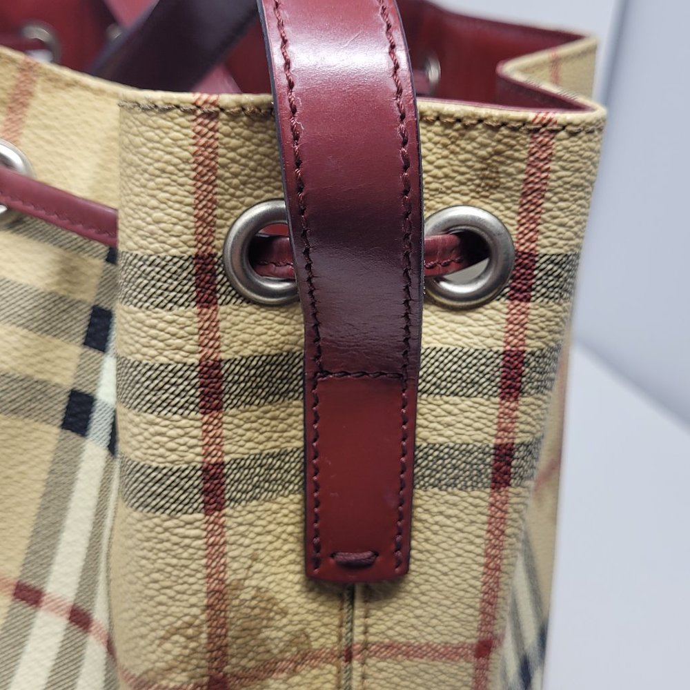 BURBERRY Haymarket Check Drawstring Bucket Shoulder Bag - Picture 6 of 16